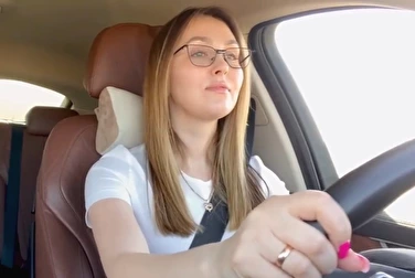 Мам, на тормоз жми, хуй в рот бери — так отблагодаришь за вождение Мам, на тормоз жми, хуй в рот бери — так отблагодаришь за вождение