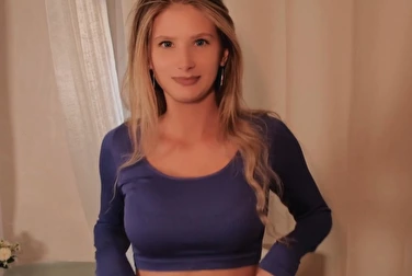 Вот у меня на ДР секс с тётей! А у тебя что? Вот у меня на ДР секс с тётей! А у тебя что?